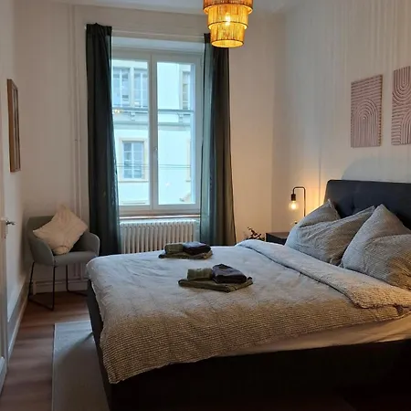 Apartamento Alt Views & Spacious Living With Rooftop Terrace